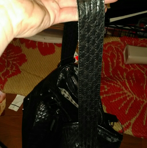 Purse - Picture 4 of 4